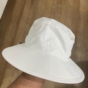 Adidas Victory III Bucket Hat